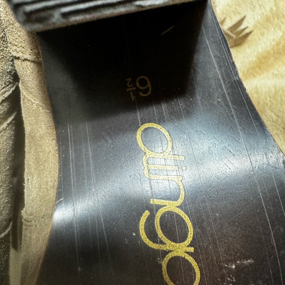 Women’s EUC DINGO SHORT BOOTS SZ 6.5. - Picture 4 of 5